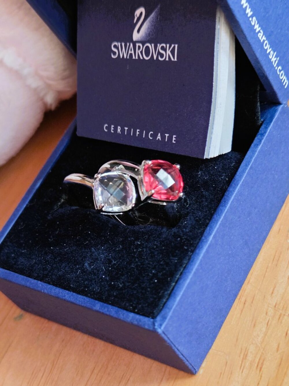 Swarovski LEA Pair of Rings PINK & WHITE Crystal Size: Small/52/6 in New